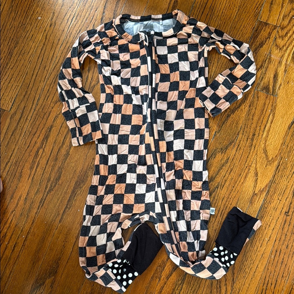 Bums & Roses Checkered Convertible Pajama